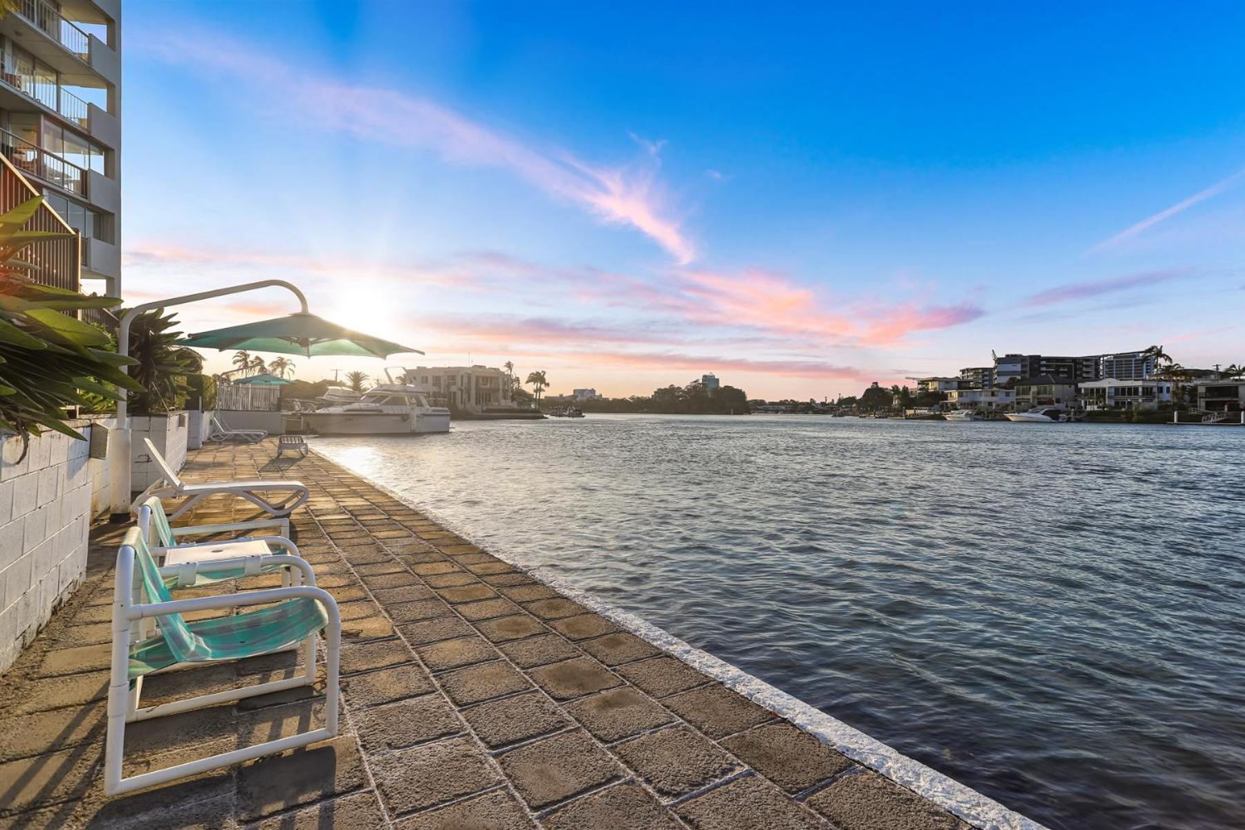 Amazing Water Views Surfers Paradise Gold Coast Exterior foto